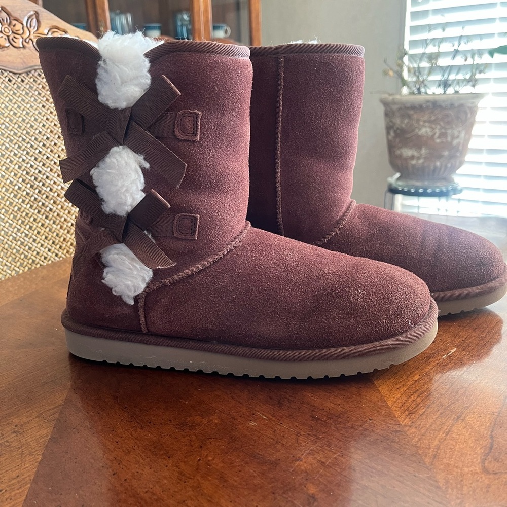 Koolaburra Cream Shearling Lined Boots - Picture 2 of 12
